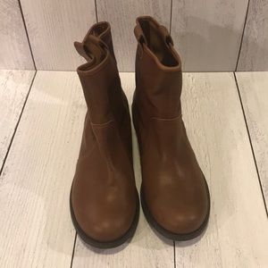 Sole Society Soft Brown Leather Booties